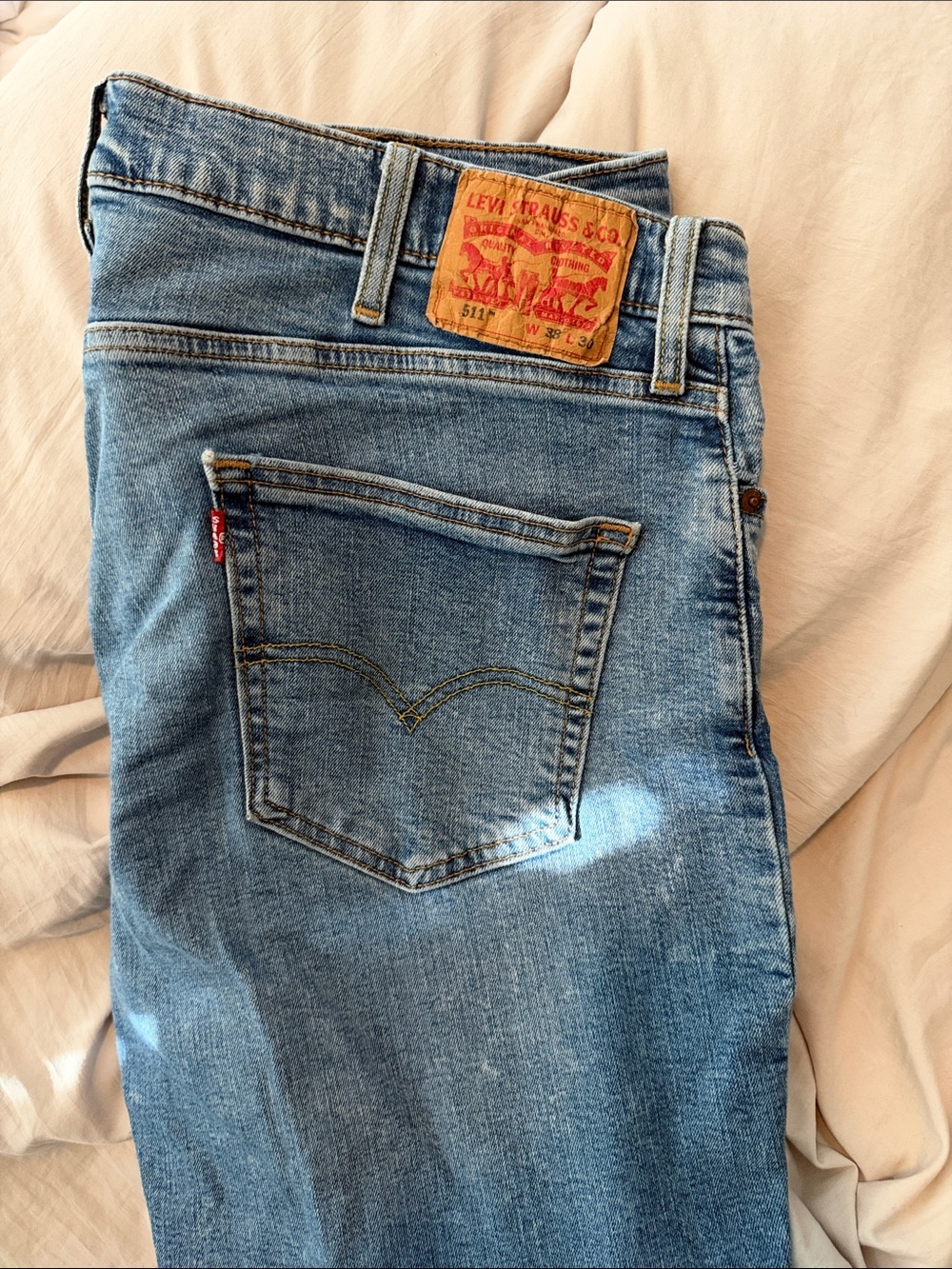 Levi's 511 Slim Men’s Jeans in Light Blue Denim with Tan Patch - Picture 5 of 5